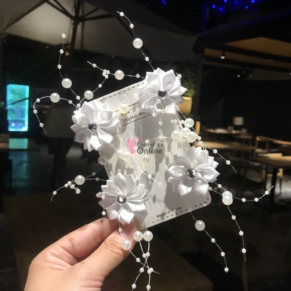 Clema pentru cocuri ACM090AA cu perle si flori Albe, set 4 bucati